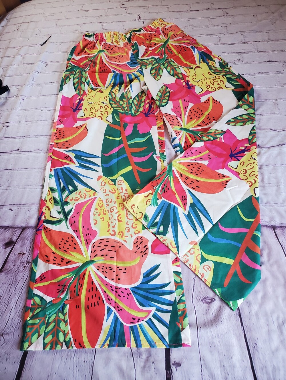 Tropical Floral Wide-Leg High-waisted Pants Satin Multicolor Summer Beachy Small